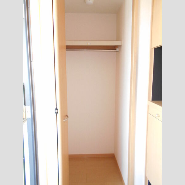 ベルデュール(F)203号室 玄関