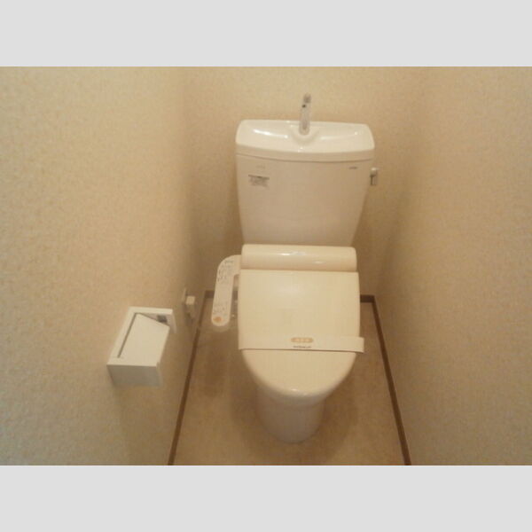 サンコーポ101号室 平成26年7月リノベーション工事済み(浴室、キッチン交換、温水洗浄暖房便座設置・エアコン設置)