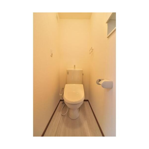 Crest　Garden トイレ