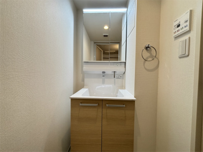 リブリ・ゆうやⅥ3階 洗面