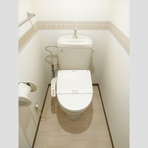 ハイローズ船橋　壱弐番館1306号室 トイレ