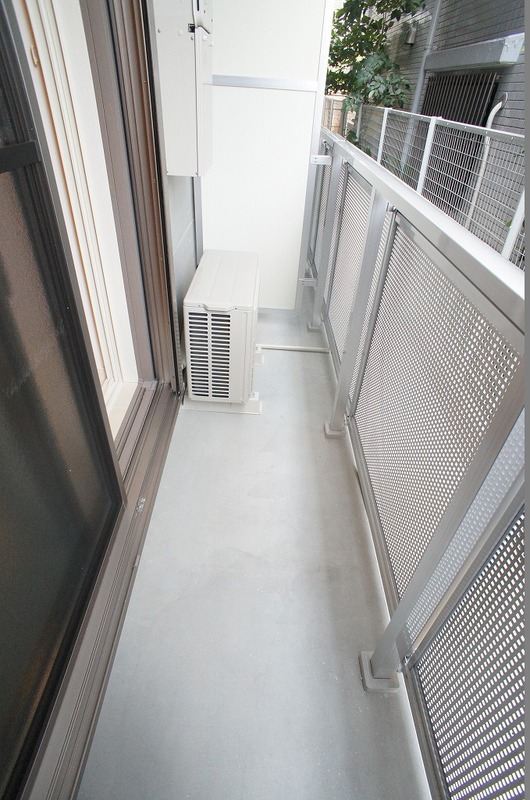 リブリ・Sana Isogo1階 バルコニー