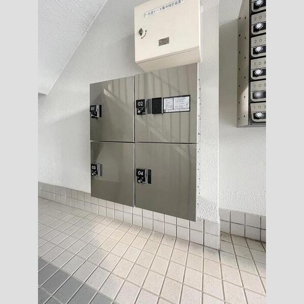 グランドゥール308号室 エントランス