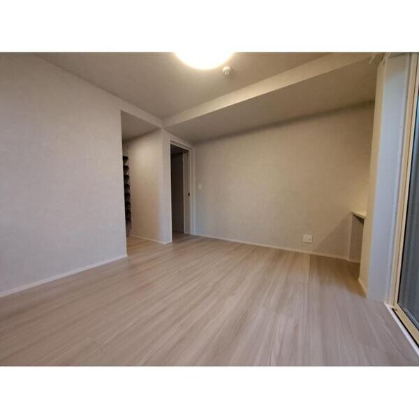 ヒンメルブラウ　野方101号室 リビング