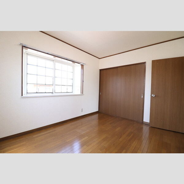 ピアコート松本105号室 洋室6帖