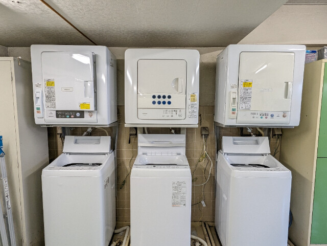 ソシエート丸杉1階 ランドリールーム