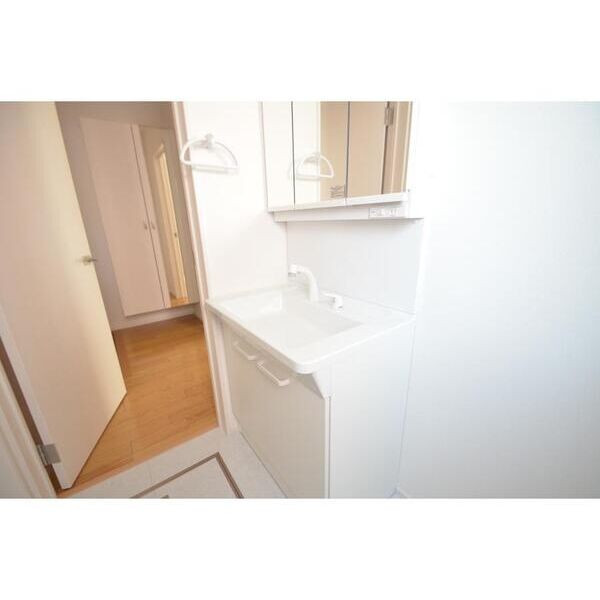 コンフォート松原 洗面