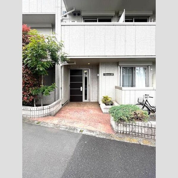 LIFEMENT YP エントランス