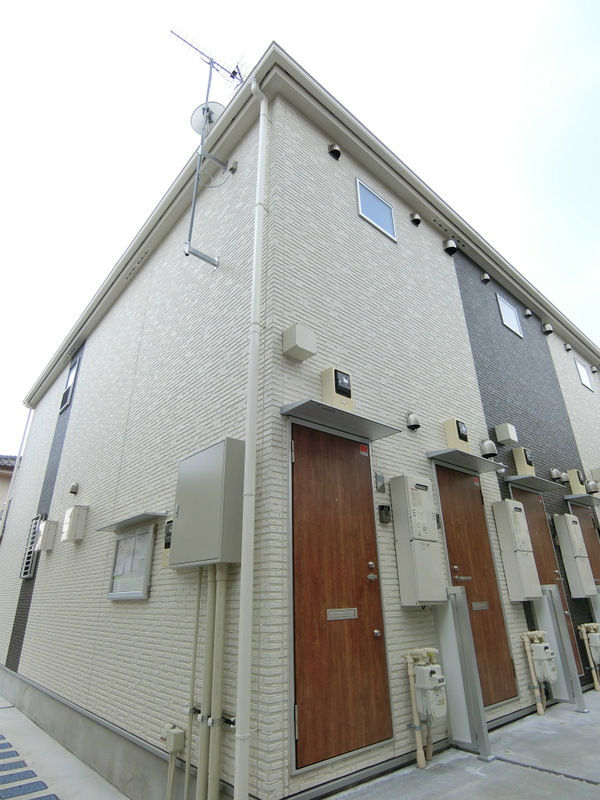 リブリ・国立1階 エントランス