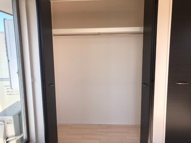 イーストガーデン 収納