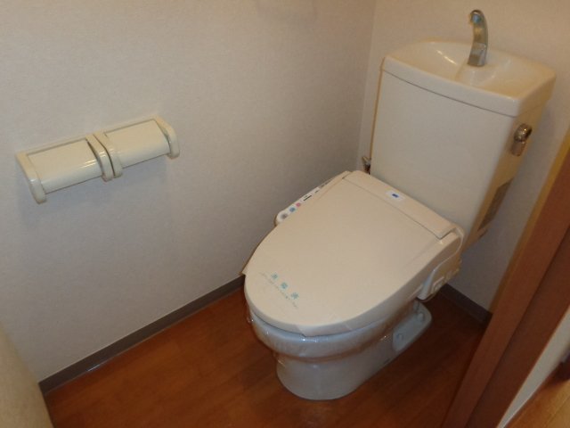 プラザ・シフォレⅠ シャワー付トイレ