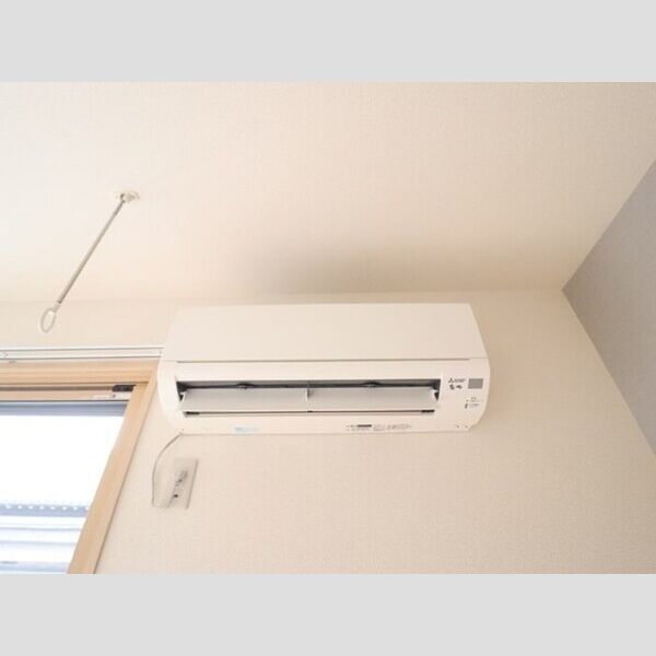 ヴィラ・グランメール108号室 エアコン