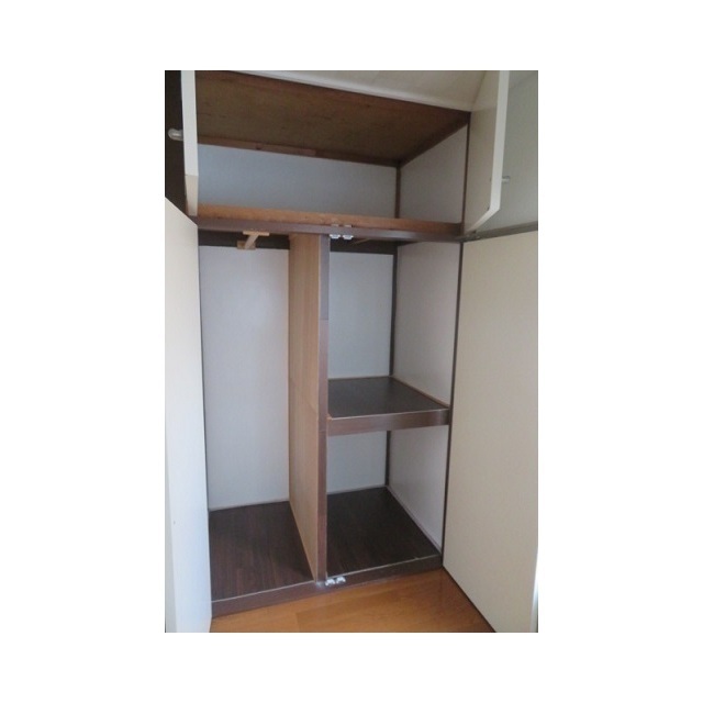 アメニティ中野坂上1階 収納