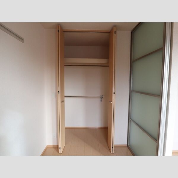 CASA　PRIMAVERA201号室 洋室3帖クローゼット