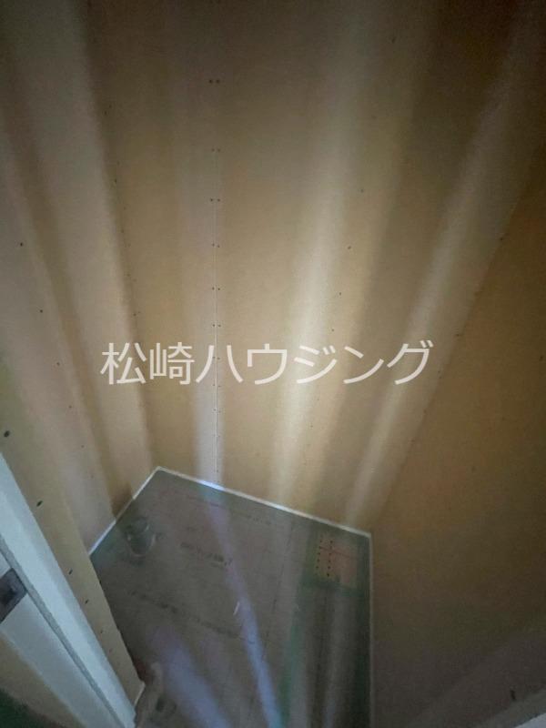 AW中野松が丘2階 トイレ