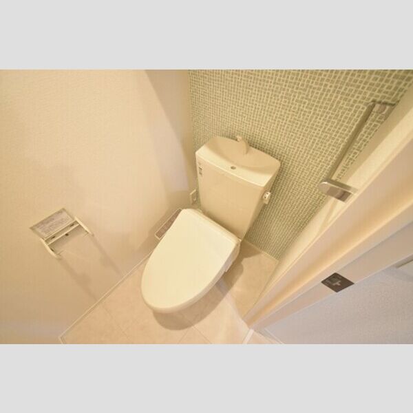 エスポワール ♪温水洗浄暖房便座♪(工事中の写真になります。)