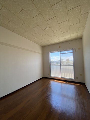 ドルチェ武蔵野0203号室 リビング