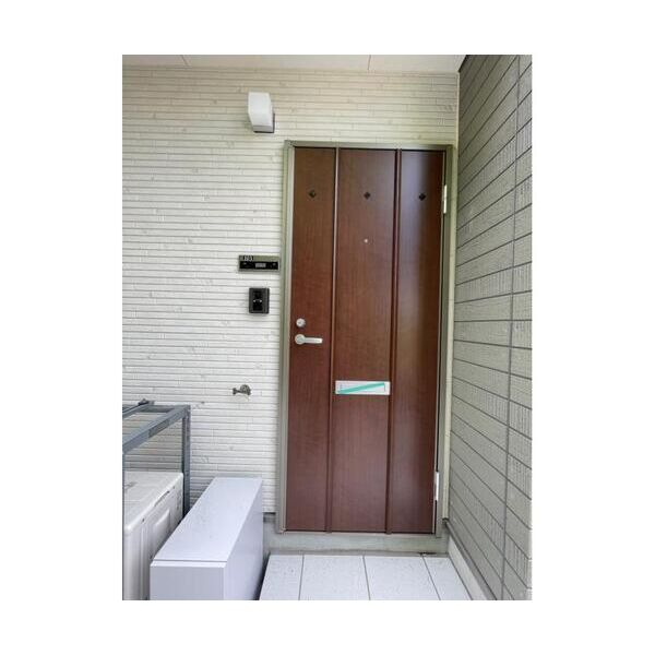 MOK-TERRACE西大宮　A棟 玄関