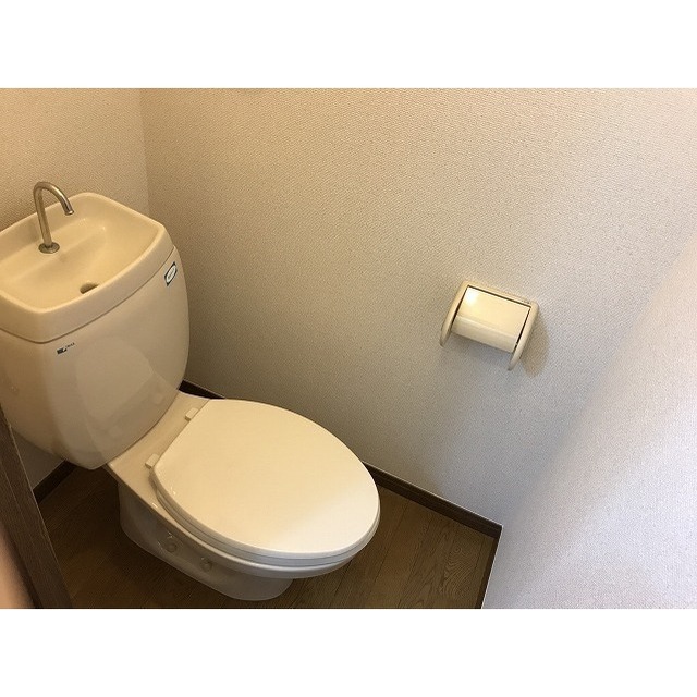 エステートロイヤル７号棟0202号室 写真は他部屋