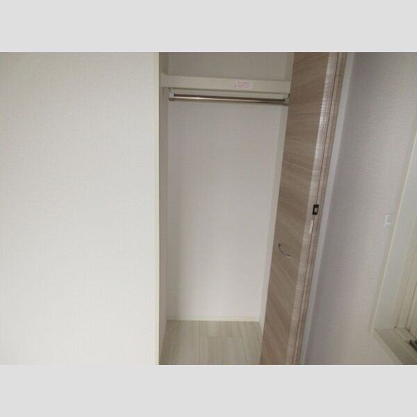 Tーハウスnk101号室 収納