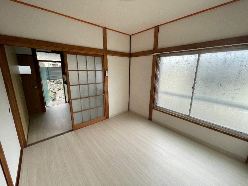 サンハイツ成増2階 内観
