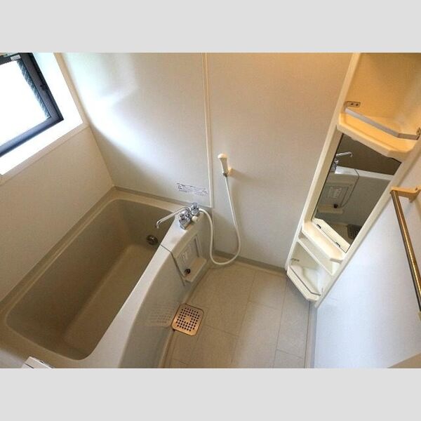 ラ・クレール バスルーム