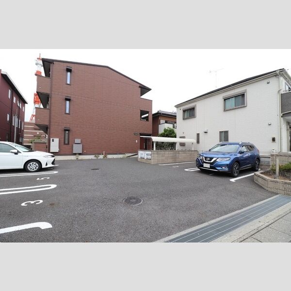 プリムヴェール　十五番館103号室 ★駐車場★