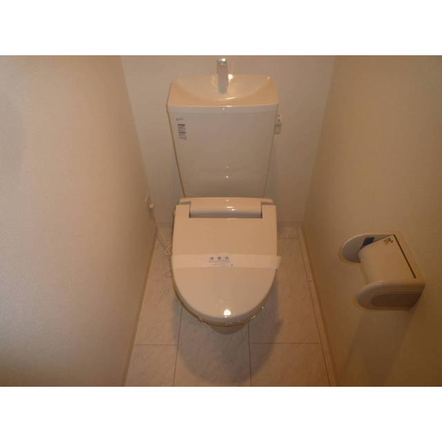 グラン　フルール 暖房便座付き