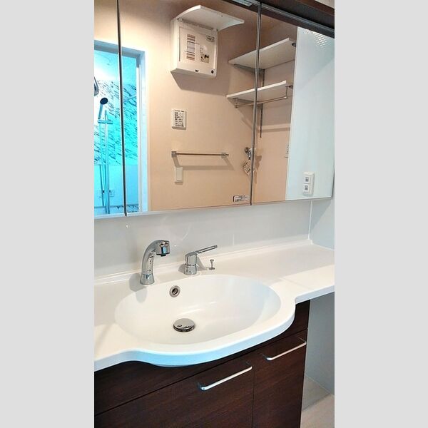 陽光海神306号室 洗面所