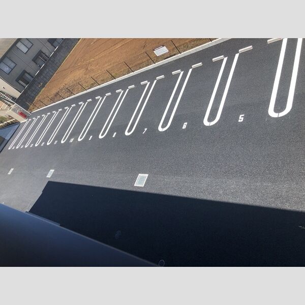 イグレット　2番館301号室 駐車場