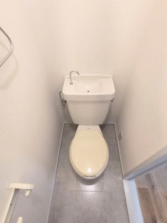 アビタシオン稲城0201号室 トイレ