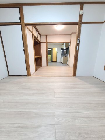 パークデュオ亀有103号室 フローリングは新規施工の新品です