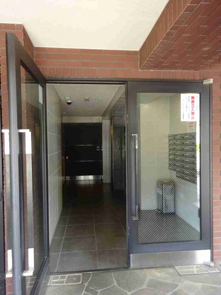 ステージファースト八王子305号室 エントランス