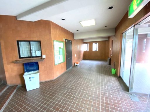 グランピア湘南102号室 ロビー