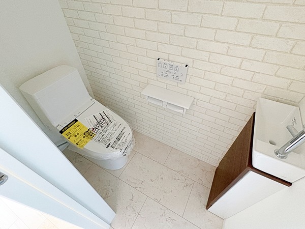 バレミックス辻堂102号室 トイレ