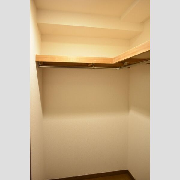 Grand Chariot408号室 ウォークインクローゼット