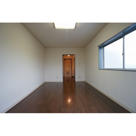 ドウェル砂川0201号室 居室