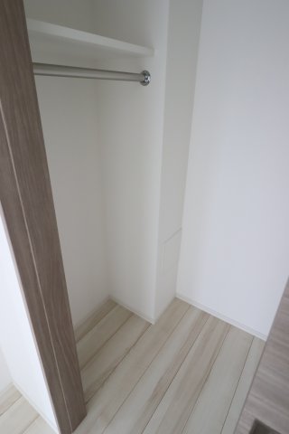 GENOVIA花月総持寺1001号室 収納