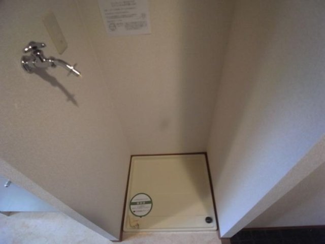 コスモ向島グランコート 室内洗濯機置場