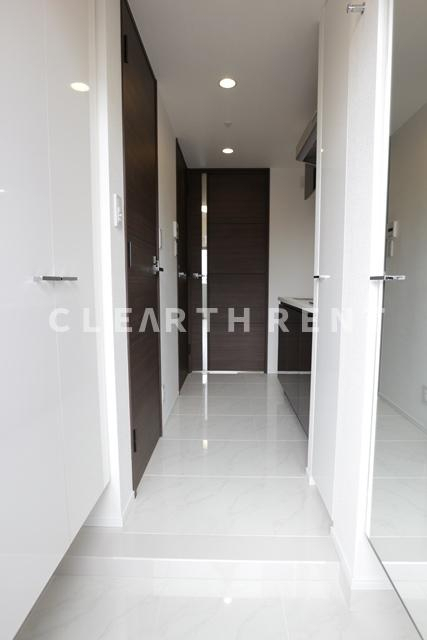 コンシェリア東京 ＢＡＹＳＩＤＥ ＣＯＵＲＴ タイル貼りの玄関床