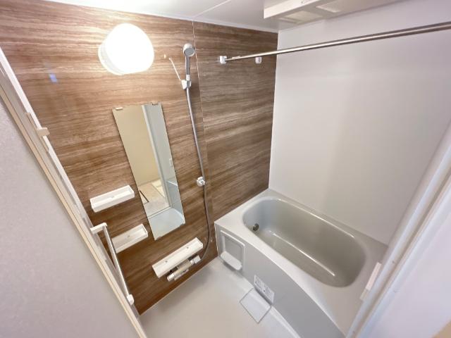 ウィズダム　コート バス