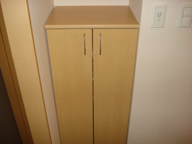 スモールウィン 下駄箱