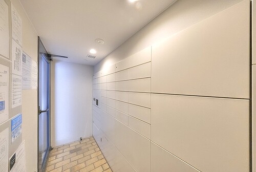 ピアース四谷Ｈｉｌｌｓ 宅配ボックス　※2025年7月撮影の写真