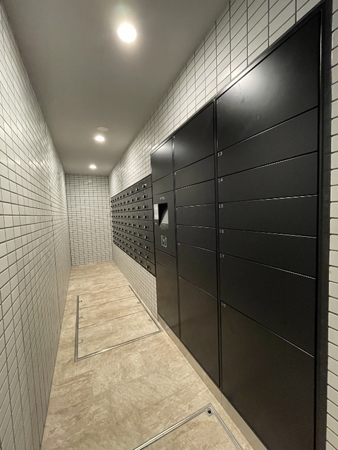 ガーラ・グランディ調布6階 エントランス