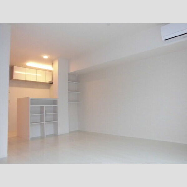 アムール リビング