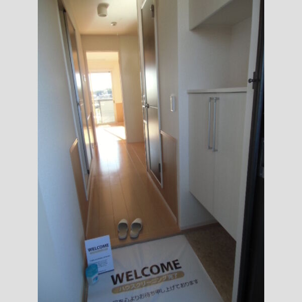 ベルフォーレ205号室 玄関