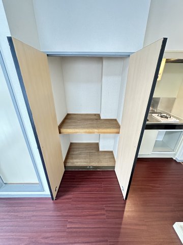 第26クリスタルマンション205号室 収納