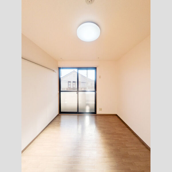 オークコート203号室 南側洋室