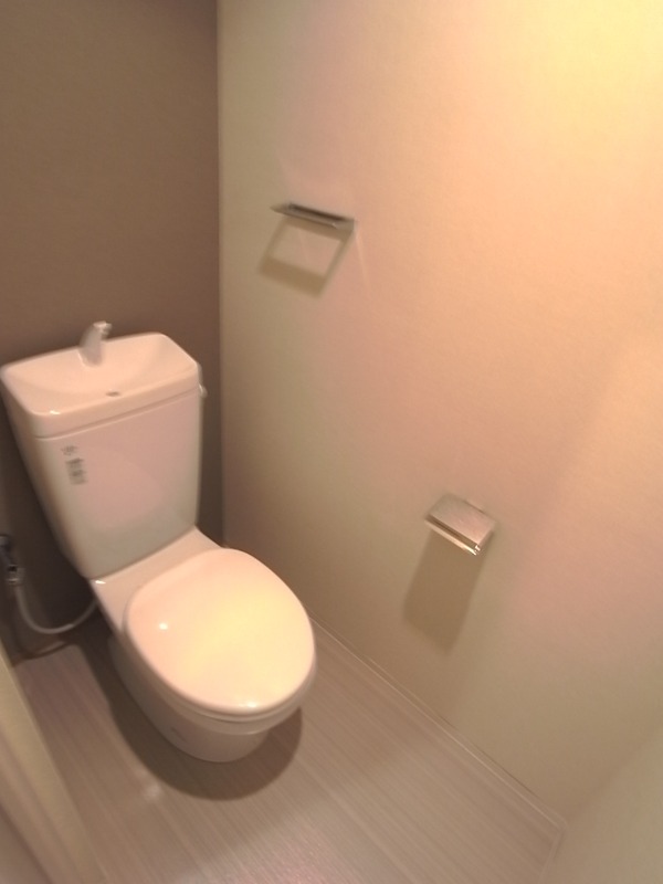 レジデンス・ラフィネ2階 トイレ
