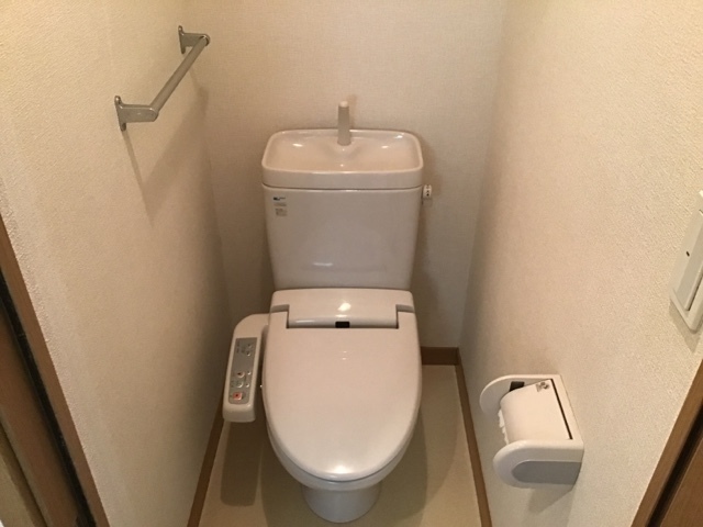 メゾンエルミタージュ トイレ